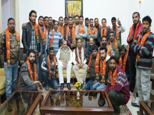 Himachal Pradesh Congress Shock : హిమాచల్ ప్రదేశ్‌లో కాంగ్రెస్‌కు భారీ షాక్..