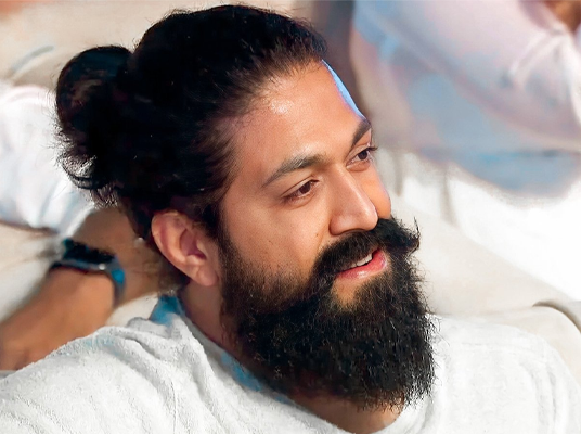 Yash : మన సౌత్ సినిమాలపై నార్త్‌లో జోక్స్ వేసేవాళ్లు: యష్