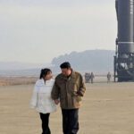 Kim Jong With Daughter : కూతురితో కలిసి మొదటి సారి మీడియా ముందుకు కిమ్ జాంగ్..