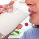 Milk : పాలల్లో ఇది కలిపి తాగితే మోకాళ్ల నొప్పులు మాయం