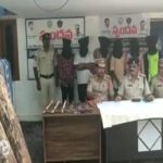 Nellore Redsanders Smugglers : తమిళనాడుకు ఎర్రచందనం స్మగ్లింగ్ చేస్తున్న ముఠా అరెస్ట్