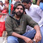 Pawan Kalyan In Ippatam Village : గుంతలు పూడ్చలేరు.. ఇళ్లను కూలుస్తారా..? : పవన్ కళ్యాణ్