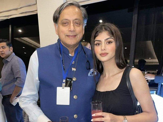 Shashi Tharoor Trolls : ట్రోలర్స్‌కు ఘాటుగా జవాబిచ్చిన శశిథరూర్..