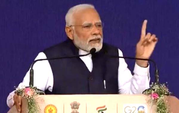 PM Modi fires on opposition parties