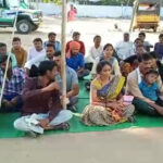 Adilabad : డాక్టర్ల నిర్లక్ష్యం.. నిండు ప్రాణం బలి..