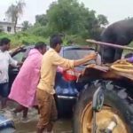 Mondous Effect : మాండౌస్ తుఫాన్ ఎఫెక్ట్.. ప్రాణాలు కాపాడిన గ్రామస్థులు..