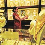 GOLD: రూ.లక్షకు చేరనున్న తులం బంగారం!.. ఇప్పుడు కొనాలా? ఆగాలా?