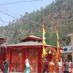Mata Temple: ఈ గుడిలో పూటకో రూపం దేవీ మాత