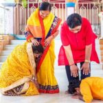 Dharma Sandehalu:పెద్దల పాదాలకు ఎందుకు నమస్కరించాలి