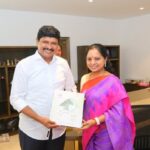 Kavitha: కవితతో ఢిల్లీ వెళ్లే నేతలు జాగ్రత్తగా ఉండాలా? సంతోష్ స్టే తెచ్చుకున్నారా?