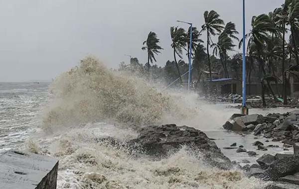 Cyclone: ​​There is a possibility of a typhoon in the Bay of Bengal.. Is there no threat to AP?