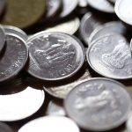 Coins : గాజులో కాయిన్స్ పెడితే కలిసి వస్తుందా….