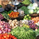 Vegetables: కొండెక్కిన కూరగాయల ధరలు.. కిలో @ రూ.100