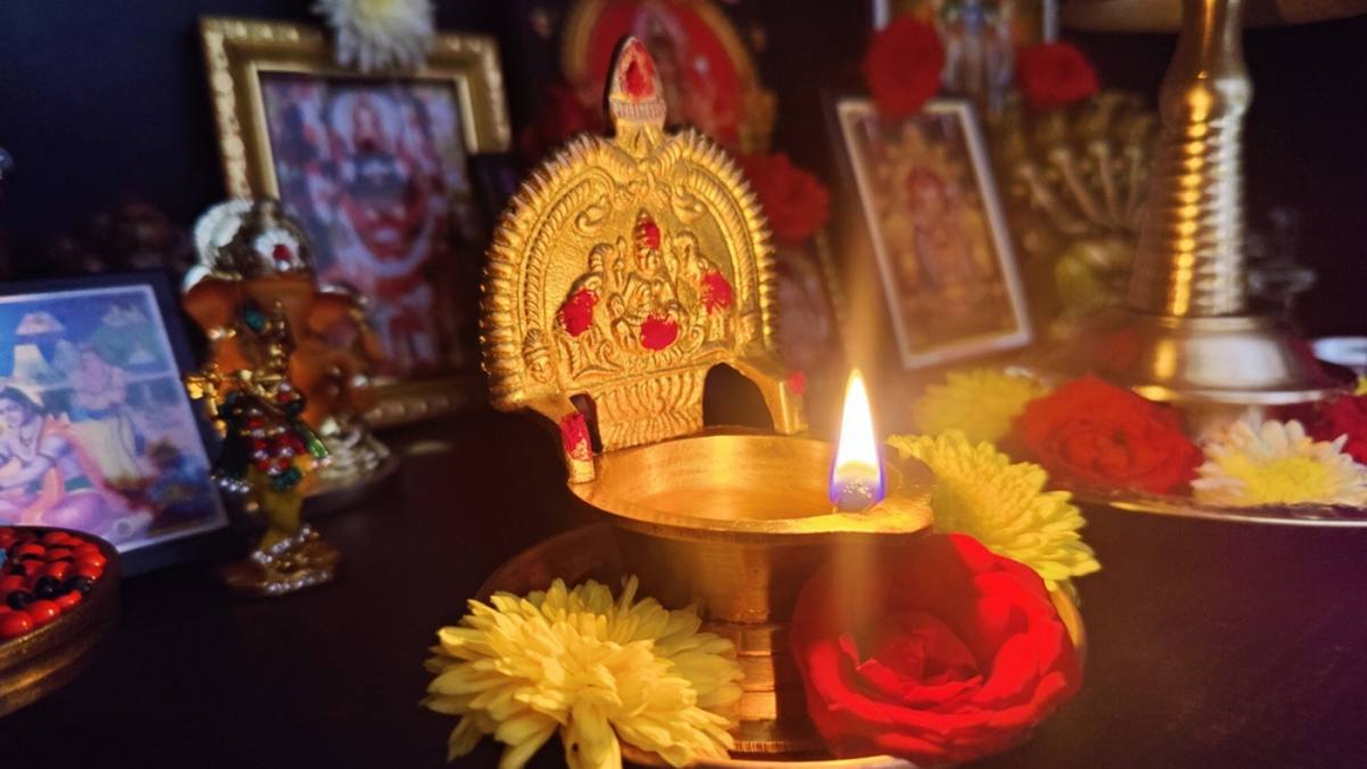 Shani Dev: శని గ్రహ.. అనుగ్రహం కలగాలంటే.. !