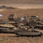 Gaza : గాజాపై బాంబుల వర్షం.. ఇంటర్నెట్ కట్