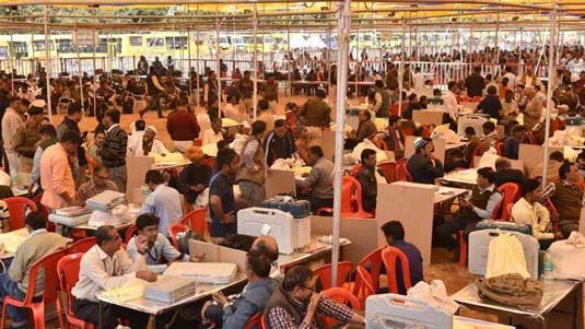 Khanapur : బిగ్ టీవీ సర్వే.. పందెం కోళ్లు-2.. ఖానాపూర్ ఖాన్ ఎవరు?