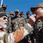 PM Modi Diwali : సైనికులతో దీపావళి వేడుకలు జరుపుకున్న ప్రధాని మోదీ