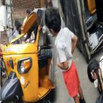 Vizag : స్కూల్‌ పిల్లల ఆటోను ఢీ కొట్టిన లారీ.. ఆటో మూడు పల్టీలు..