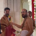 Revanth Reddy : బిర్లా మందిర్ లో పూజలు.. నాంపల్లి దర్గాలో ప్రార్థనలు..