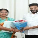 Nalini : నాడు తెలంగాణ కోసం ఉద్యోగం త్యాగం.. నేడు అధ్యాత్మికమార్గం.. సీఎంతో నళిని భేటీ..