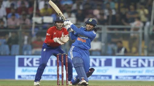 IND W vs ENG W 3rd T20 : 126 పరుగుల లక్ష్యం.. చివరి వరకు పోరాటం. .