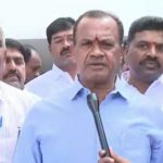 Komatireddy Venkat Reddy : నాకు శాలువాలు, బొకేలు తీసుకురావద్దు.. ఆ డబ్బును వాటికి ఉపయోగించండి..