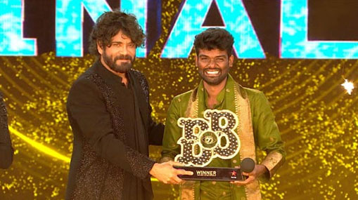 Hyderabad Pubs: న్యూ ఇయర్ సెలబ్రేషన్స్ కి డ్రగ్స్.. పబ్బుల్లో సోదాలు