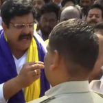 Gudivada : గుడివాడలో ఉద్రిక్తత.. పోలీసులపై టీడీపీ-జనసేన నేతల ఆగ్రహం..