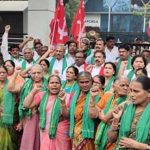 Amaravati : సీఆర్డీఏ కార్యాలయం ఎదుట రైతుల నిరసన..  కౌలు వెంటనే చెల్లించాలని డిమాండ్..