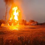 Oil Tanker: ఆయిల్ ట్యాంకర్ బోల్తా.. మంటలు చెలరేగి విద్యుత్ షార్ట్ సర్క్యూట్