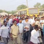 YSRCP : అధికారమే అండగా.. రెచ్చిపోయిన వైసీపీ శ్రేణులు..