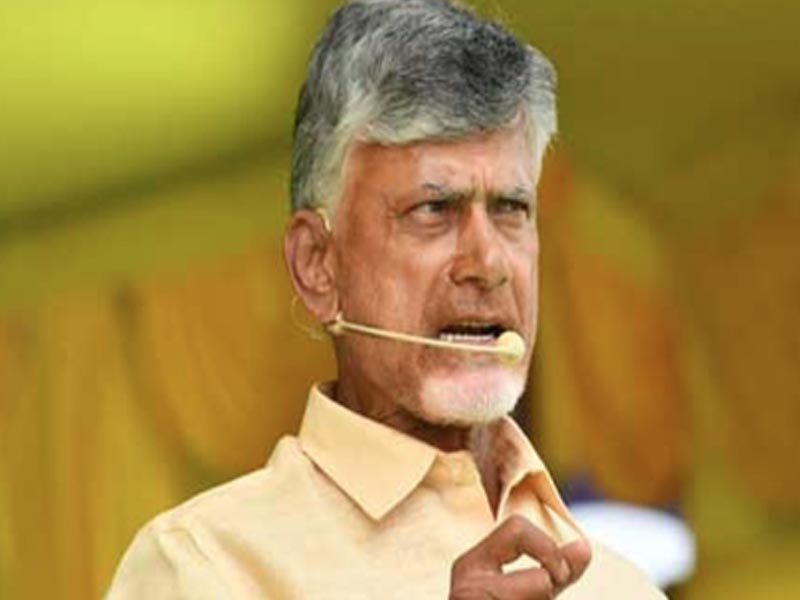 Chandrababu: 'చిల్లర రాజకీయాలు వద్దు.. గౌరవంగా రాజకీయాలు చేర్చుకో జగన్'..
