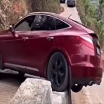 Car Driving Viral Video: దేవుడా! ఇదేం డ్రైవింగ్ రా బాబు..! పడితే కారుతో సహా పచ్చడే..!