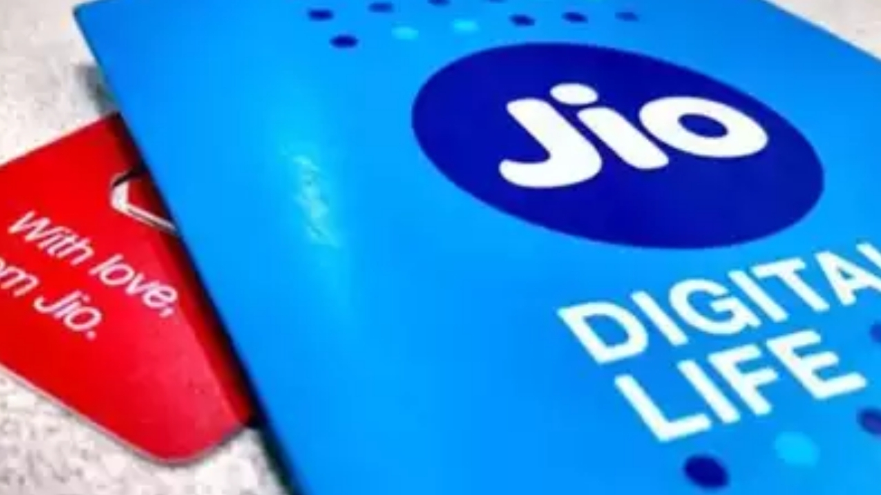 Jio : జియో యూజర్స్ కు భారీ షాక్.. మళ్లీ తగ్గిన రోజులు