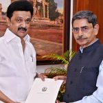 Supreme Court: తమిళనాడు గవర్నర్ పై సుప్రీంకోర్టు సీరియస్.. డెడ్ లైన్ 24 గంటలు, ఎందుకు..?