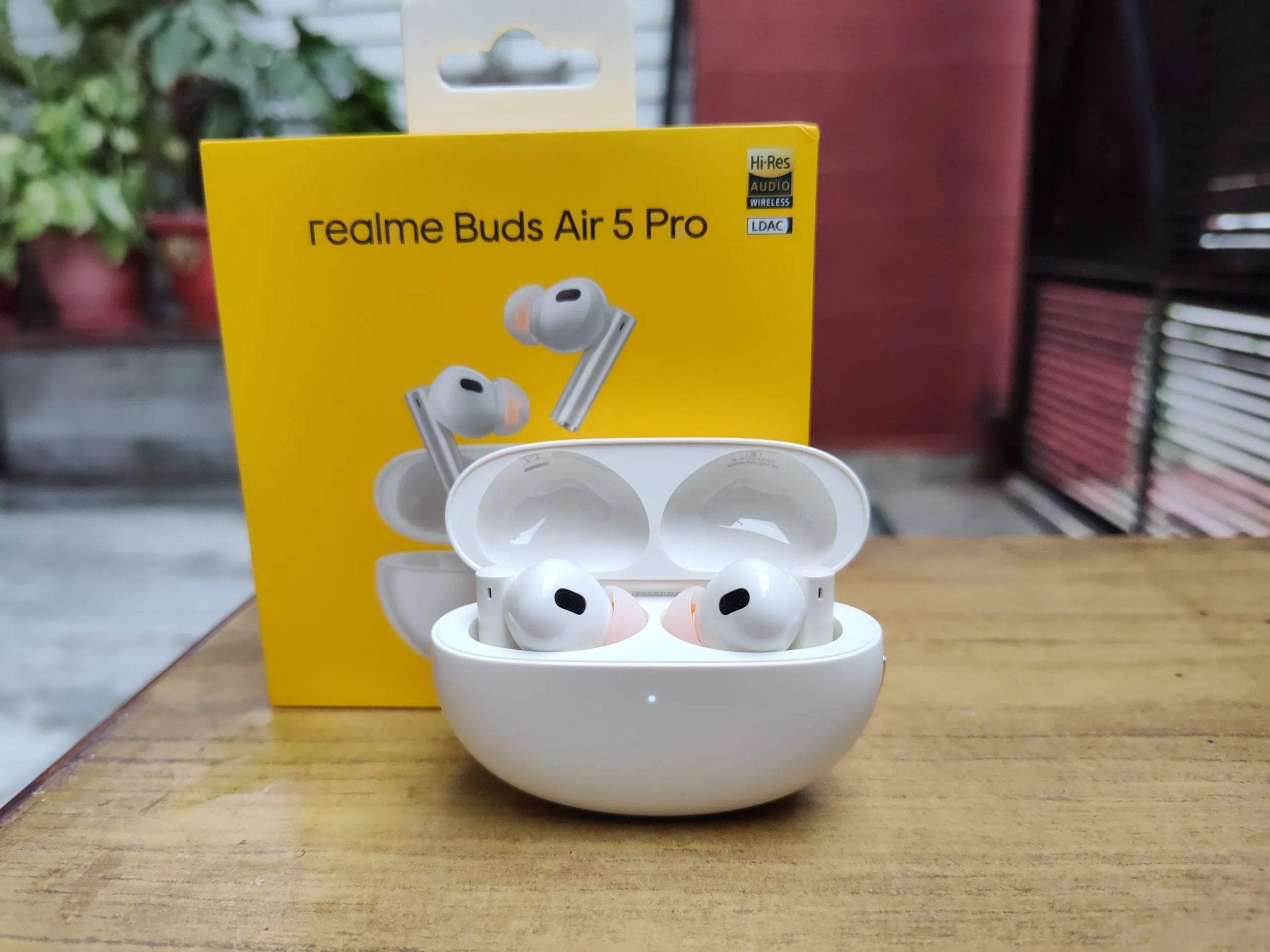 50 % off on Earbuds: ఓ మైగాడ్.. ఇయర్ బడ్స్‌పై 50 శాతం డిస్కౌంట్..! భలే మంచి చౌక బేరం!