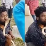 Snake Bites Man On Lips : వీడేంటి ఇలా ఉన్నాడు.. పాముతో లిప్‌లాక్!