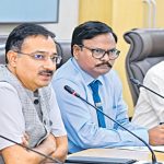 AP CEO Mukesh Kumar Meena:  30 రోజుల్లో రూ.50 లక్షలకు మించి లావాదేవీల వివరాలు ఇవ్వండి: సీఈఓ మీనా