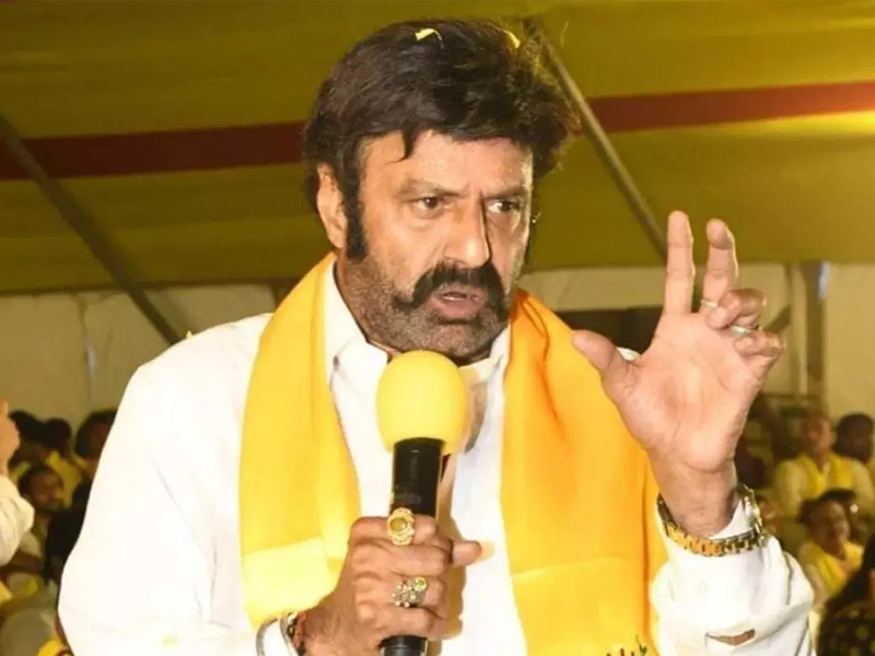 PM Modi : బెంగాల్ బీజేపీ అభ్యర్థులకు ప్రధాని ఫోన్..  రాజమాతతో మాట్లాడిన మోదీ..