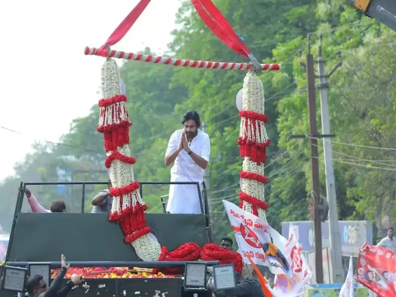 Virat Emotional Speech: "జీవితంలో ఒక్కసారి వెనక్కి తిరిగి చూసుకుంటే.." : విరాట్ భావోద్వేగం!