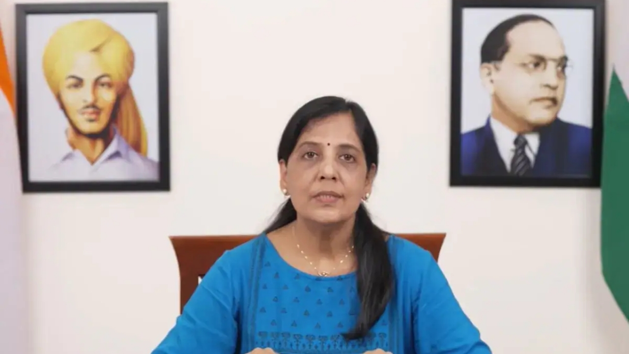 Sunita Kejriwal about arvind kejriwal