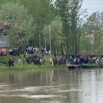 A boat capsized: జీలం నదిలో పడవ బోల్తా.. ఆరుగురు విద్యార్థులు మృతి