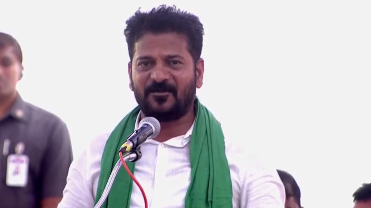 CM Revanth Reddy: మాటిస్తున్నా.. సెప్టెంబర్ 17లోపు నిజాం షుగర్ ఫ్యాక్టరీ రీఓపెన్ చేయిస్తా: సీఎం రేవంత్ రెడ్డి!
