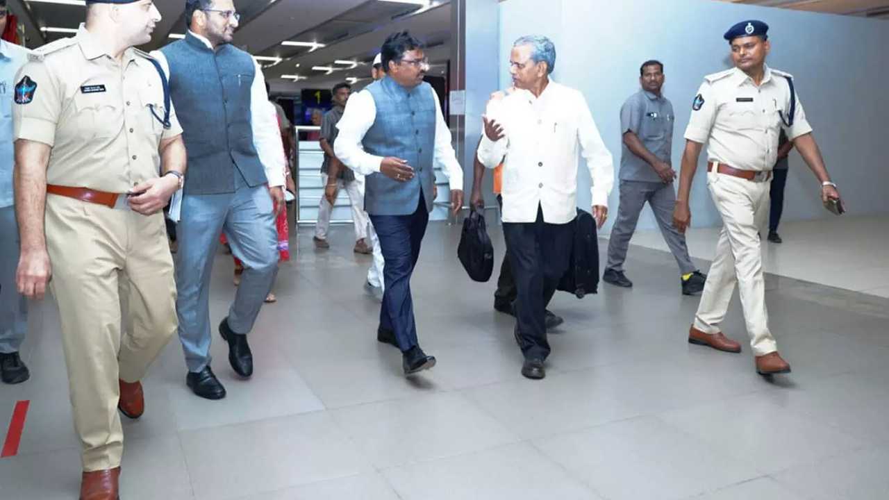 Election Observers Rammohan mishra reached vijayawada