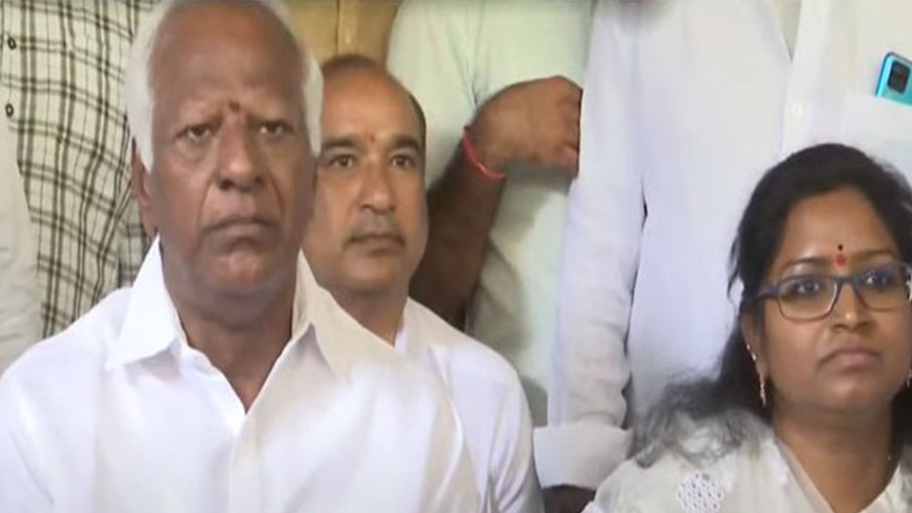Kadiyam Srihari Comments