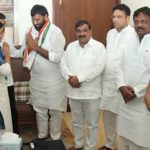 Kuna Srisailam Goud joined Congress: బీజేపీకి ఊహించని షాక్, కాంగ్రెస్‌లోకి శ్రీశైలం గౌడ్!