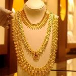 Today Gold Rate: తగ్గిన బంగారం ధర.. అయినా అందని ద్రాక్షే!