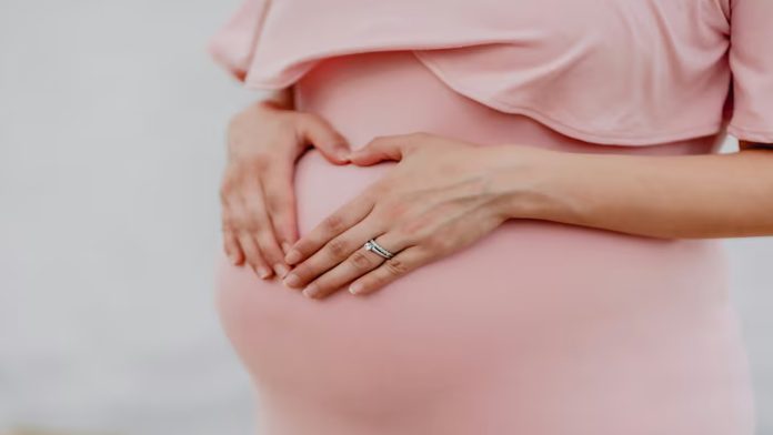 New study says pregnancy ages you faster