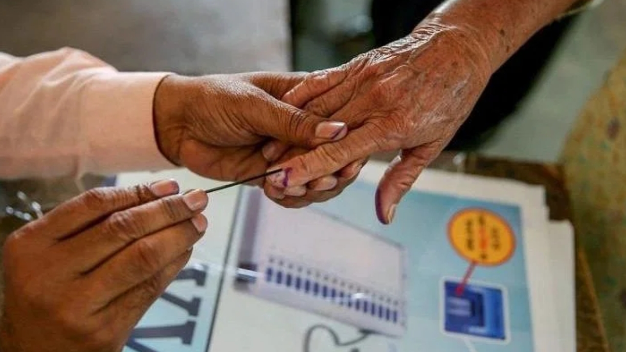 Telangana Lok Sabha Elections 2024: తెలంగాణలో పోలింగ్.. ఓటు హక్కు వినియోగించుకున్న ప్రముఖులు!