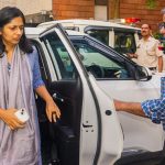 Swati Maliwal Says No Resign: వెనక్కి తగ్గేది లేదన్న స్వాతి మలీవాల్.. ఆపై  ఎంపీ సీటుకు..!